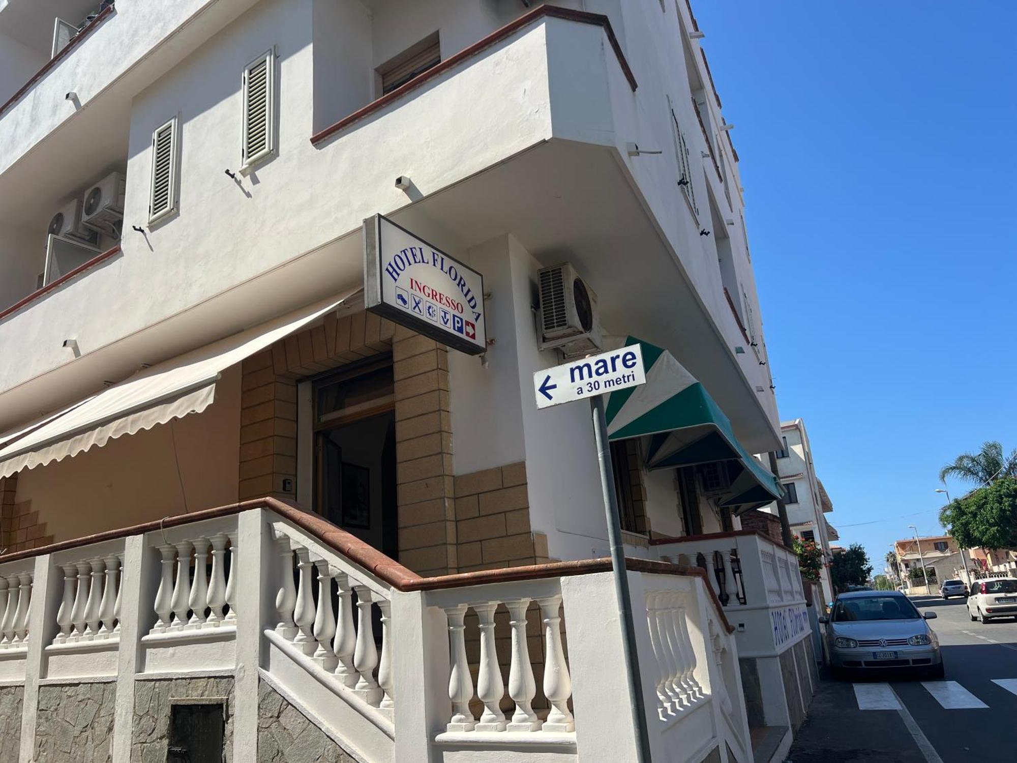 Albergo Florida Capo Rizzuto Eksteriør bilde
